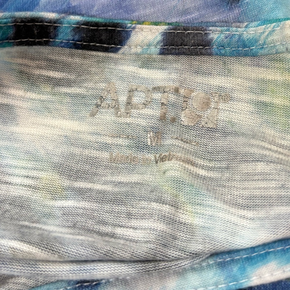 Apt. 9 Blue Watercolor Short-Sleeve T-Shirt Women’s Size M - Picture 6 of 9